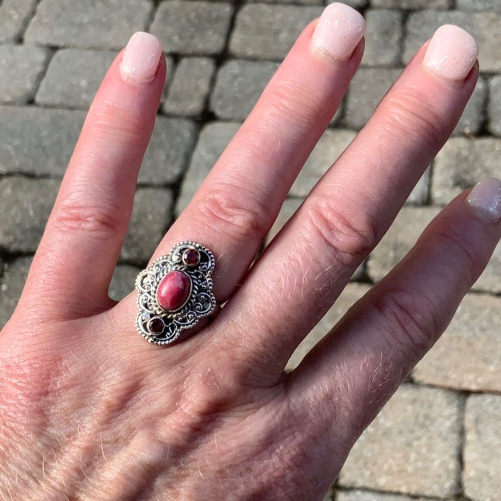 PINK THULITE & GARNET 925 STERLING SILVER RING, SIZE 7. - Picture 10 of 13